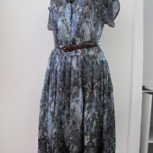 Robe type chemisier ample en soie